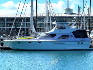1990 DICKSON MARINE 17m GRP Aft-Cabin Launch-Twin Caterpillar Inboards 1990 DICKSON MARINE 17m GRP Aft-Cabin Launch